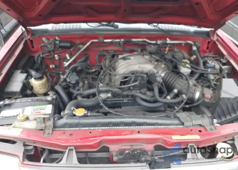 2000 Nissan Frontier Desert Runner Se-V6/Desert Runner Xe-V6 из США, поврежденный, VIN 1N6ED26T4YC309310